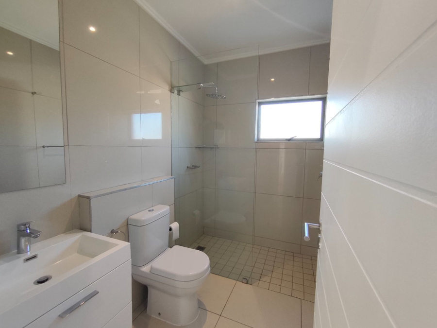 To Let 3 Bedroom Property for Rent in Bryanston Gauteng