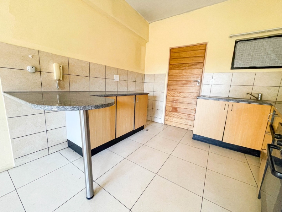 1 Bedroom Property for Sale in Braamfontein Werf Gauteng
