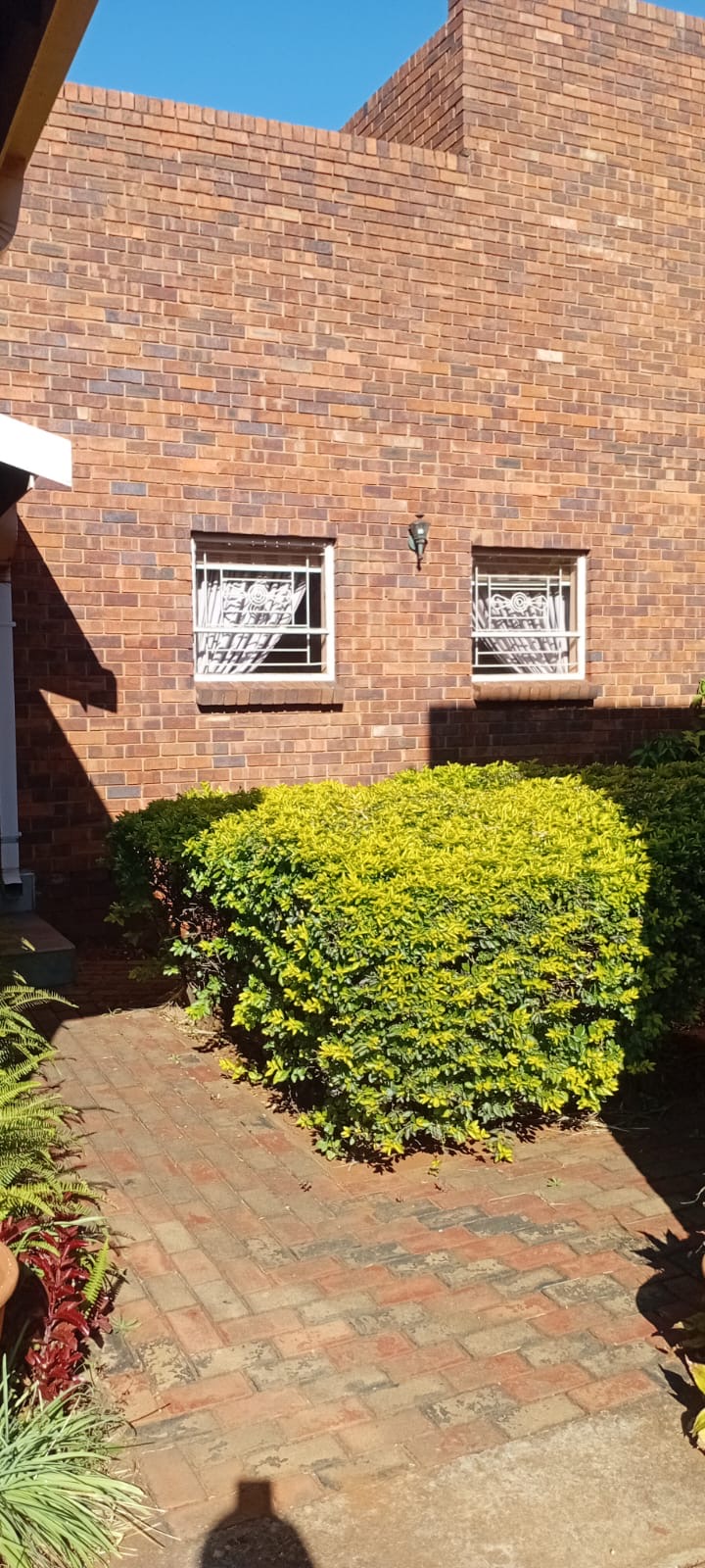 3 Bedroom Property for Sale in Chantelle Gauteng