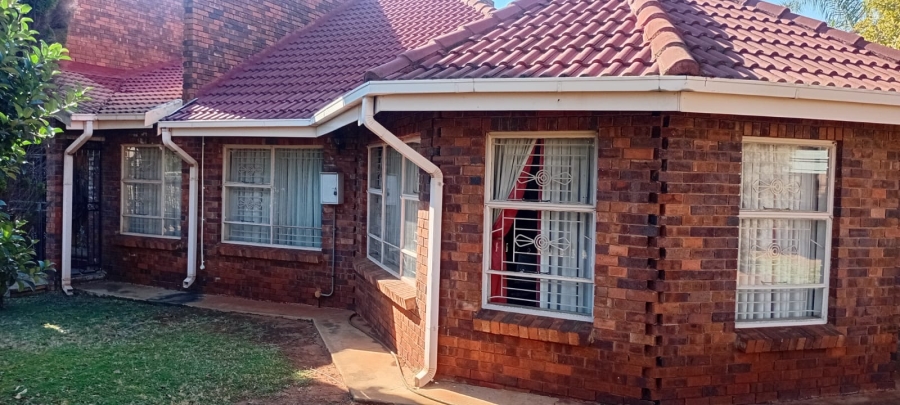 3 Bedroom Property for Sale in Chantelle Gauteng