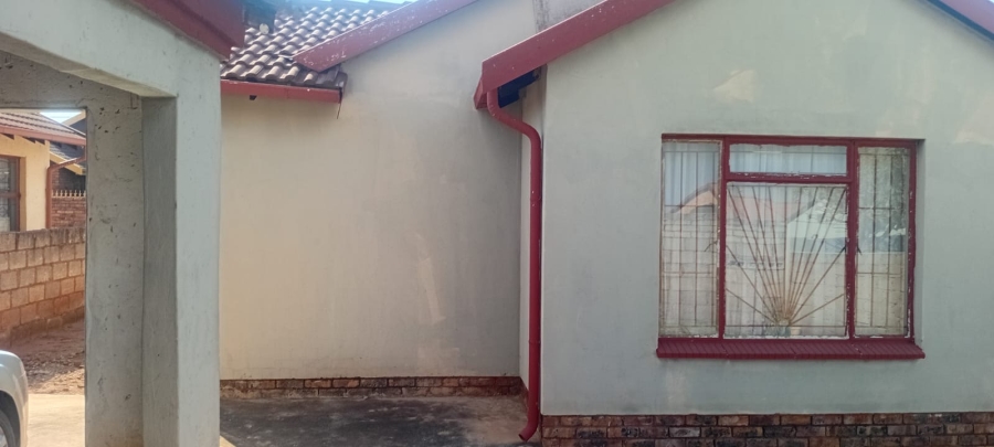 2 Bedroom Property for Sale in Soshanguve East Gauteng