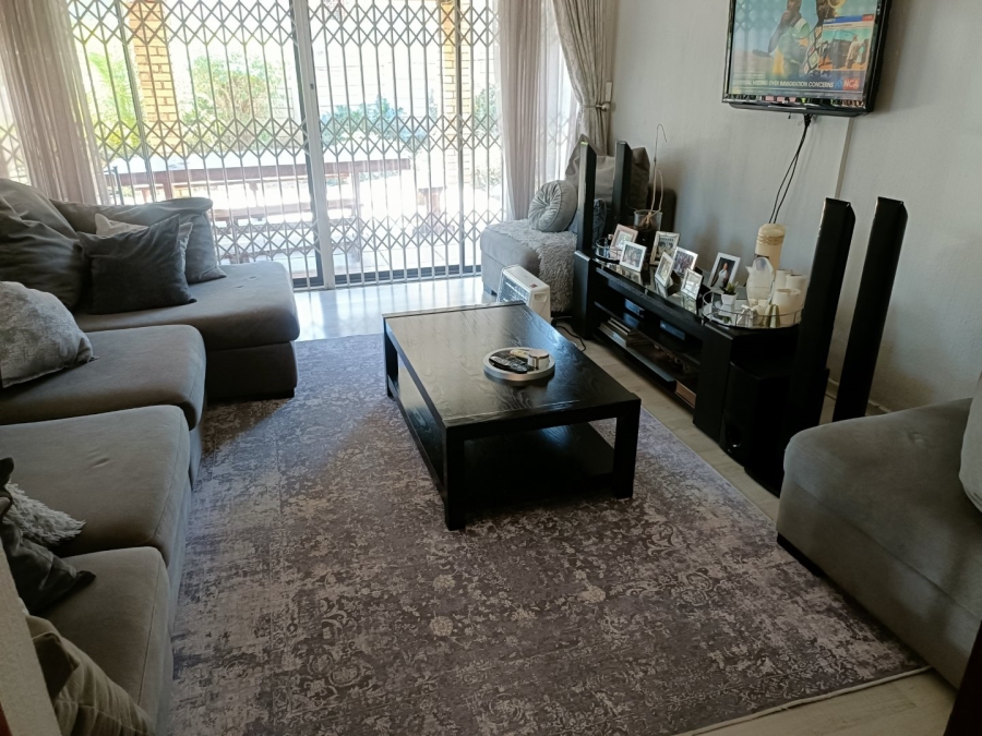 3 Bedroom Property for Sale in Vorna Valley Gauteng