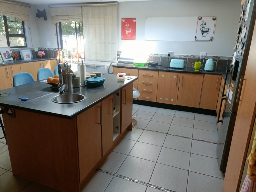 3 Bedroom Property for Sale in Vorna Valley Gauteng