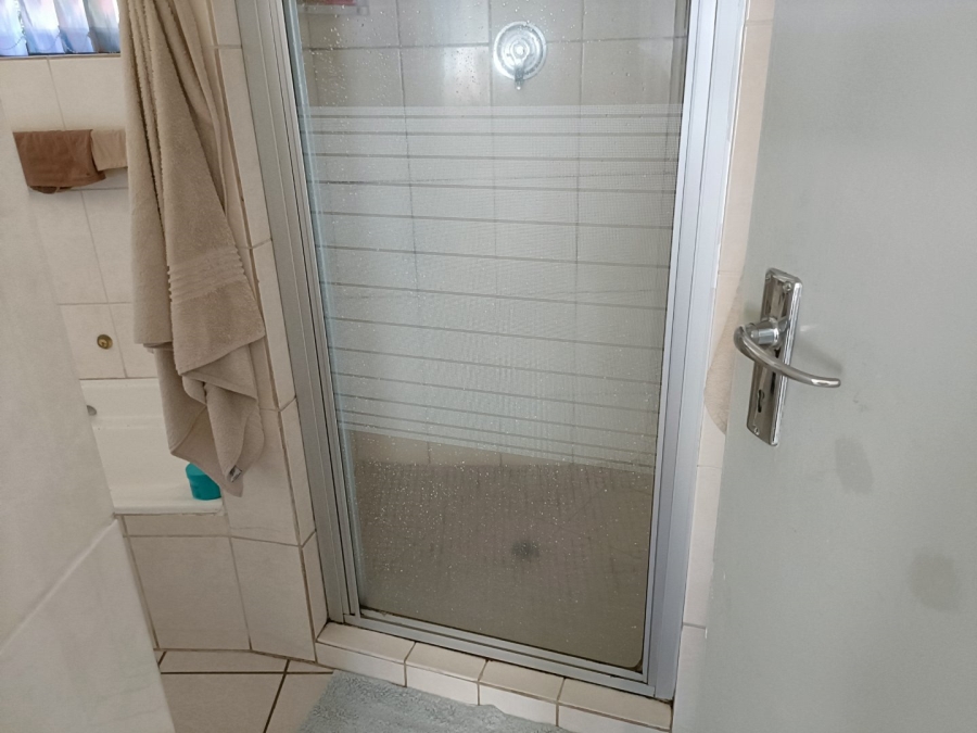 3 Bedroom Property for Sale in Vorna Valley Gauteng