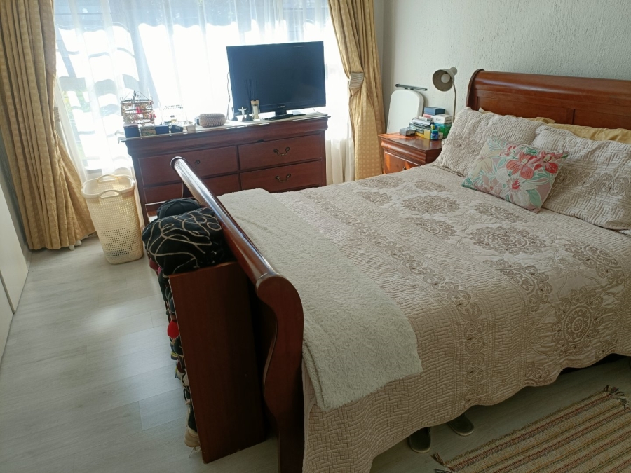 3 Bedroom Property for Sale in Vorna Valley Gauteng