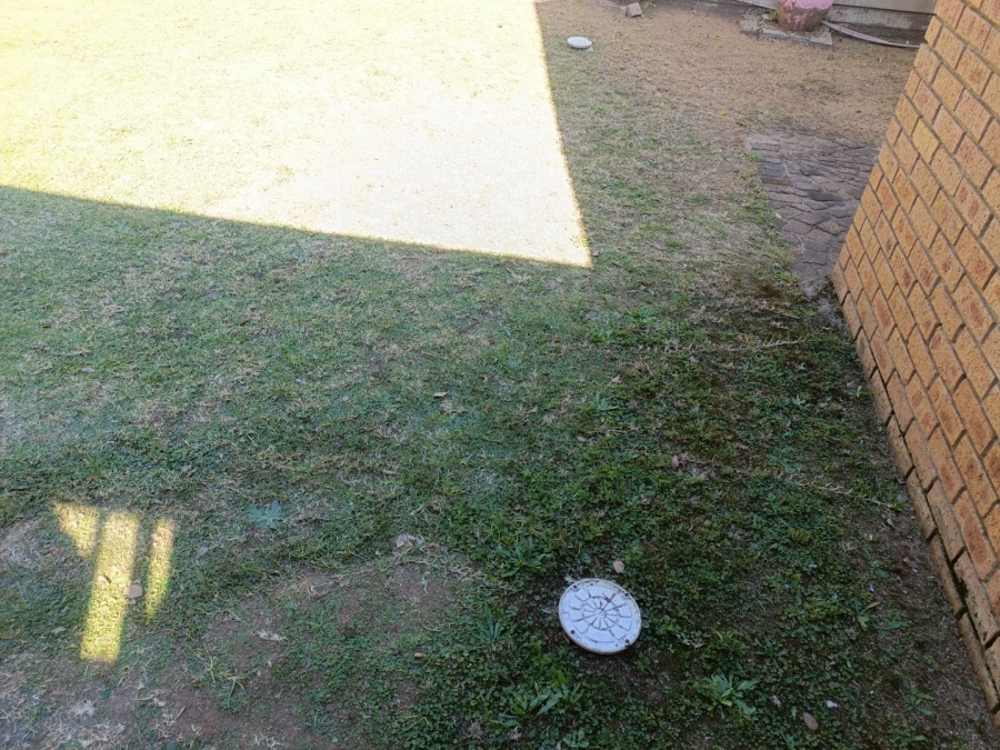 3 Bedroom Property for Sale in Vorna Valley Gauteng