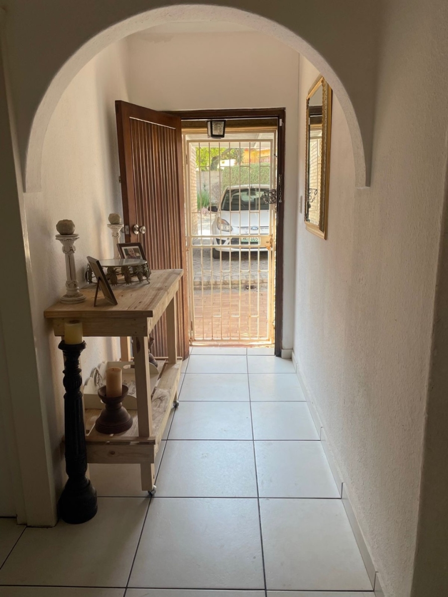 To Let 3 Bedroom Property for Rent in Norkem Park Gauteng