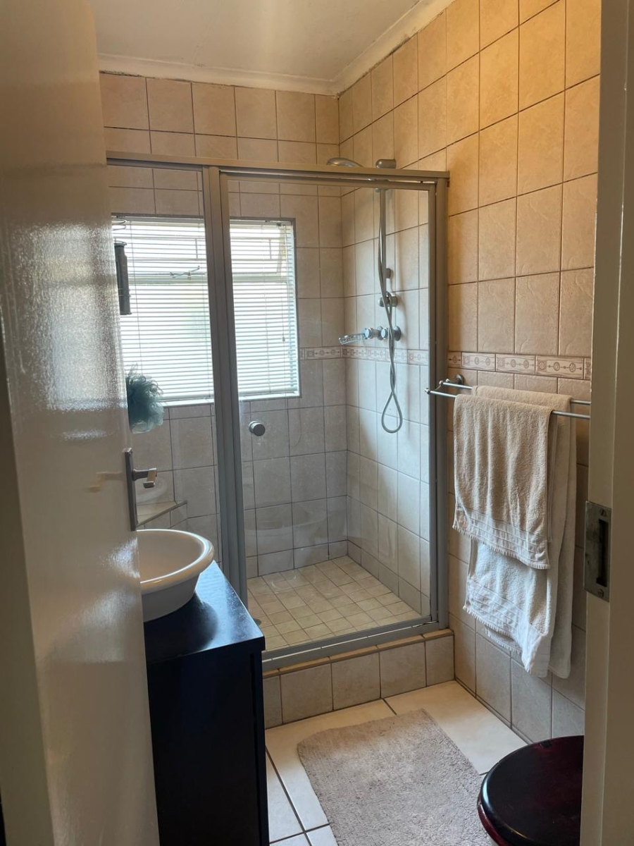 To Let 3 Bedroom Property for Rent in Norkem Park Gauteng