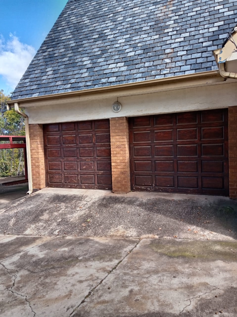 5 Bedroom Property for Sale in Vanderbijlpark SW 5 Gauteng