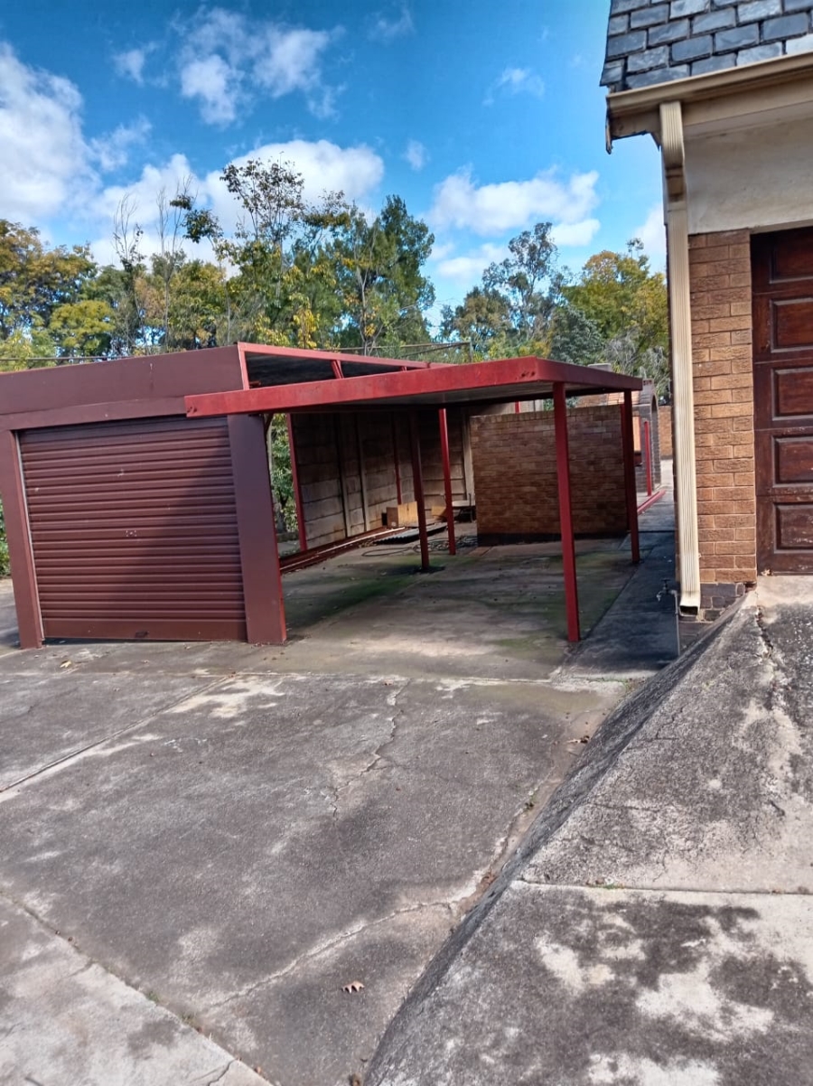 5 Bedroom Property for Sale in Vanderbijlpark SW 5 Gauteng