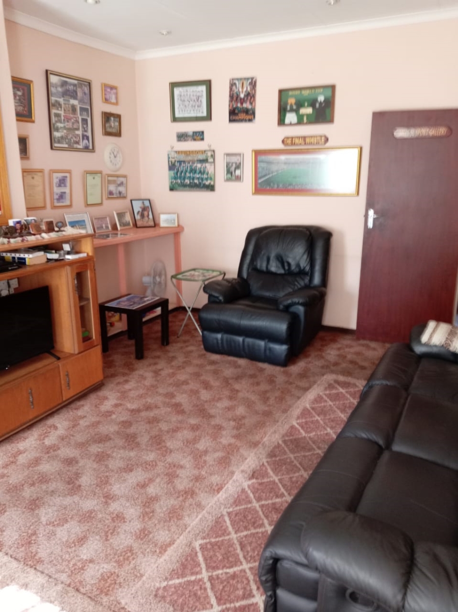 5 Bedroom Property for Sale in Vanderbijlpark SW 5 Gauteng