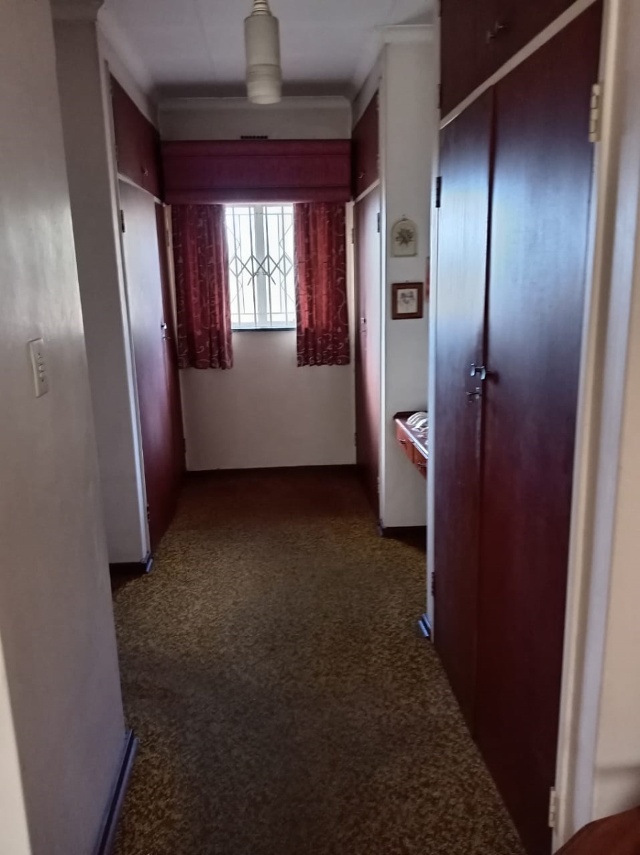 5 Bedroom Property for Sale in Vanderbijlpark SW 5 Gauteng