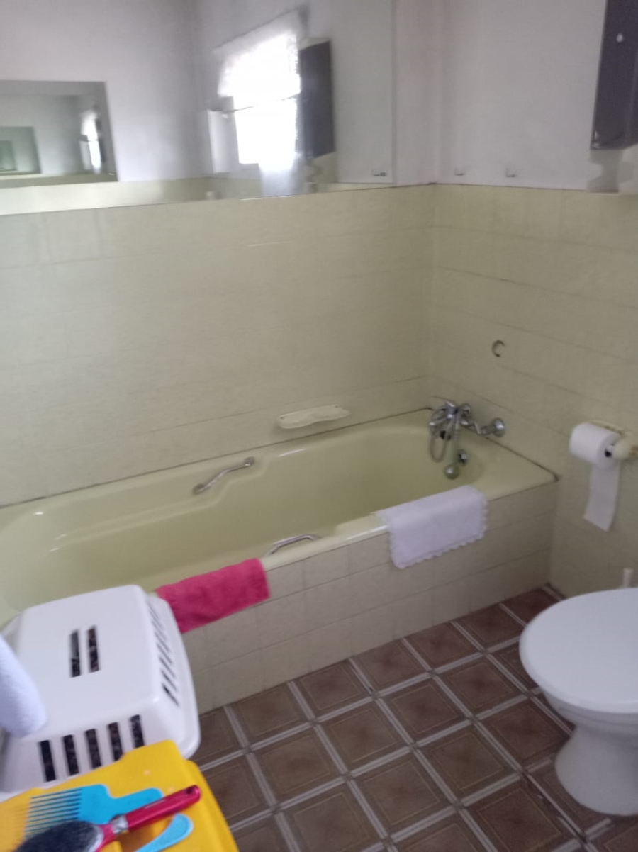 5 Bedroom Property for Sale in Vanderbijlpark SW 5 Gauteng