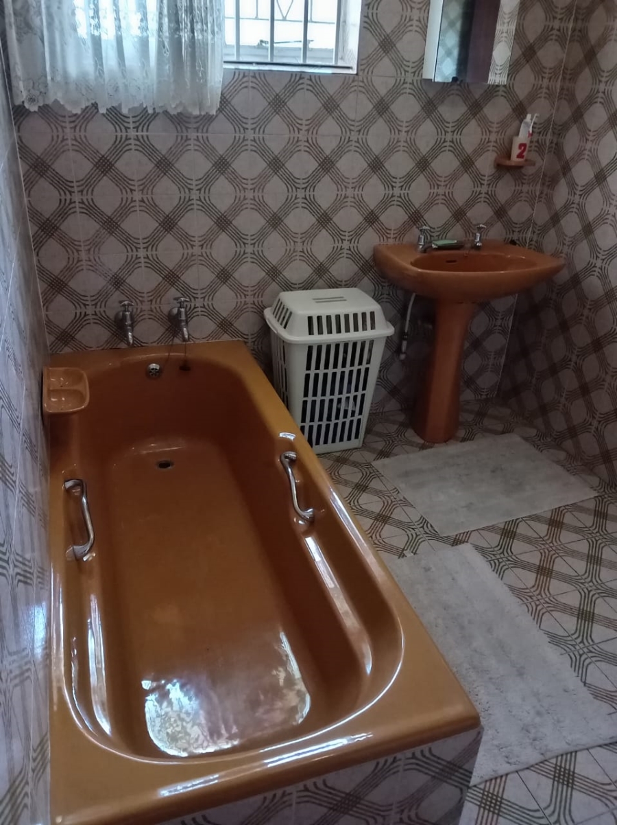 5 Bedroom Property for Sale in Vanderbijlpark SW 5 Gauteng