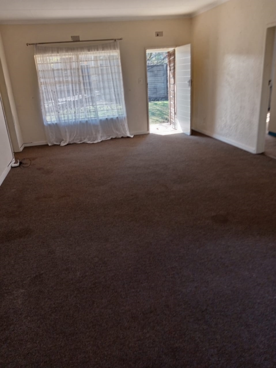 5 Bedroom Property for Sale in Vanderbijlpark SW 5 Gauteng