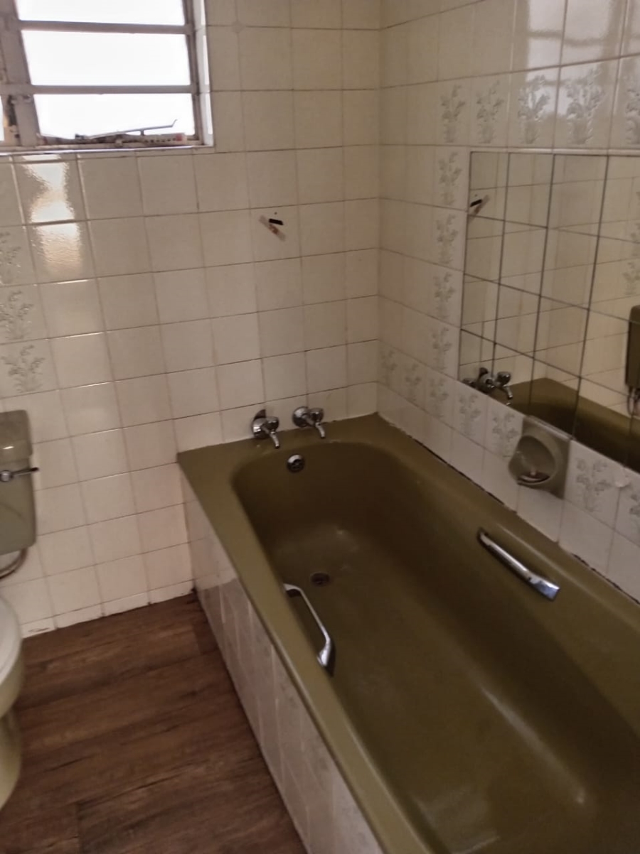 5 Bedroom Property for Sale in Vanderbijlpark SW 5 Gauteng