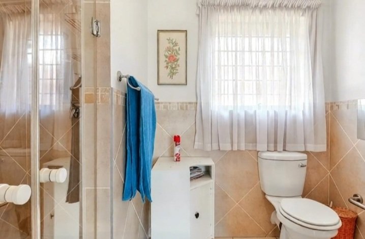 2 Bedroom Property for Sale in Eldoraigne Gauteng
