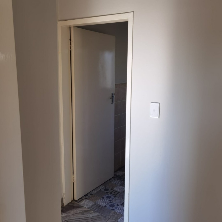 2 Bedroom Property for Sale in Noordwyk Gauteng