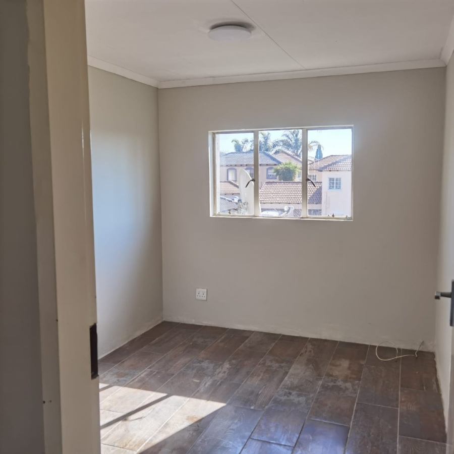 2 Bedroom Property for Sale in Noordwyk Gauteng