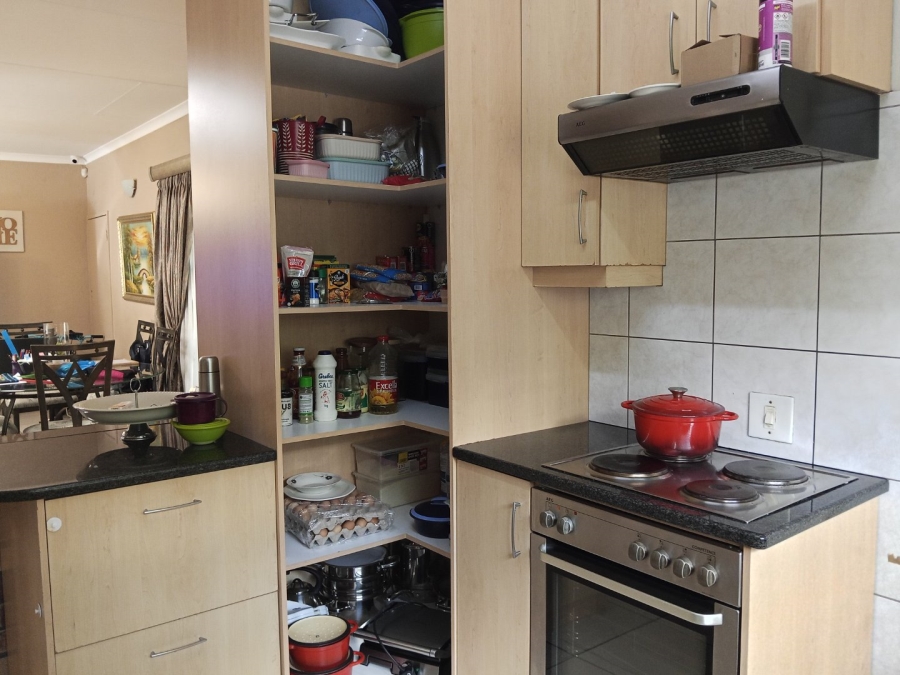 3 Bedroom Property for Sale in Benoni West Gauteng
