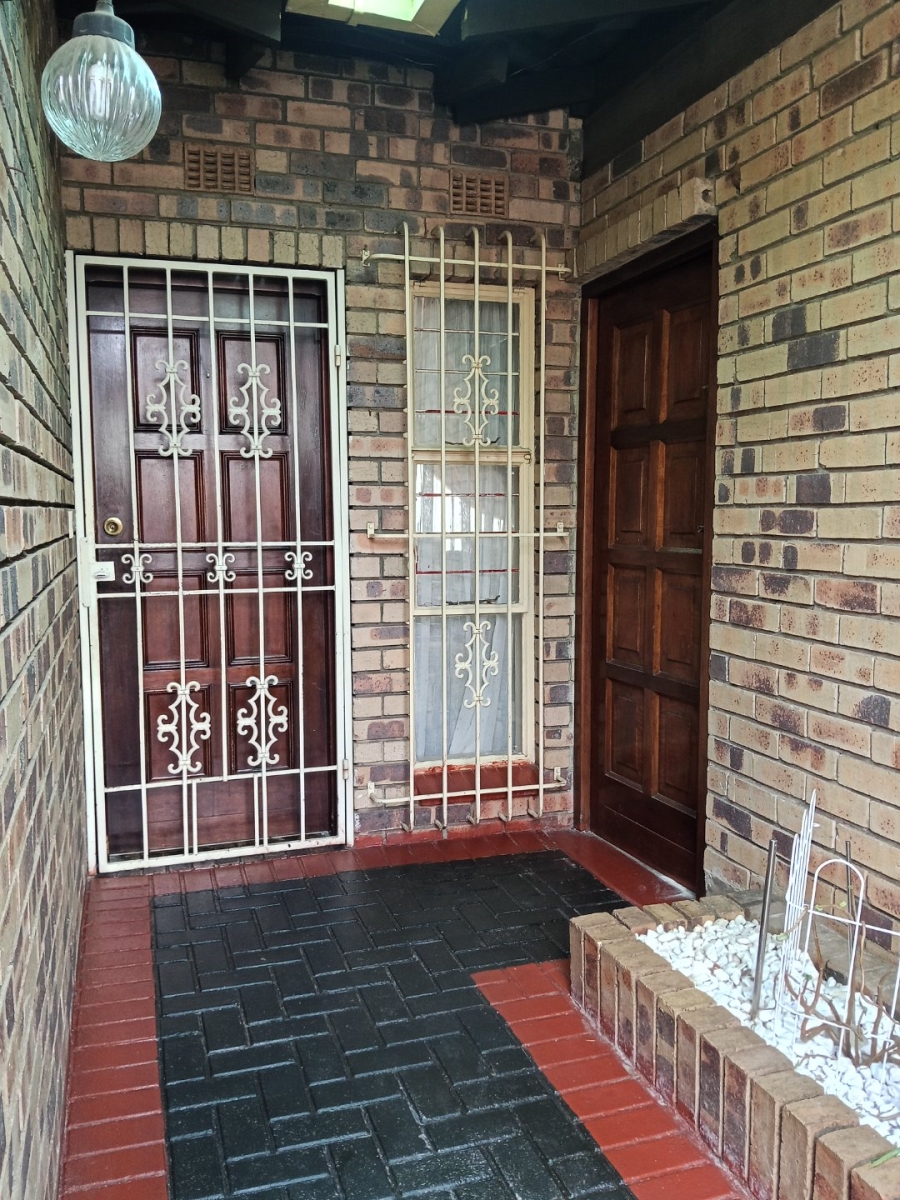 3 Bedroom Property for Sale in Benoni West Gauteng
