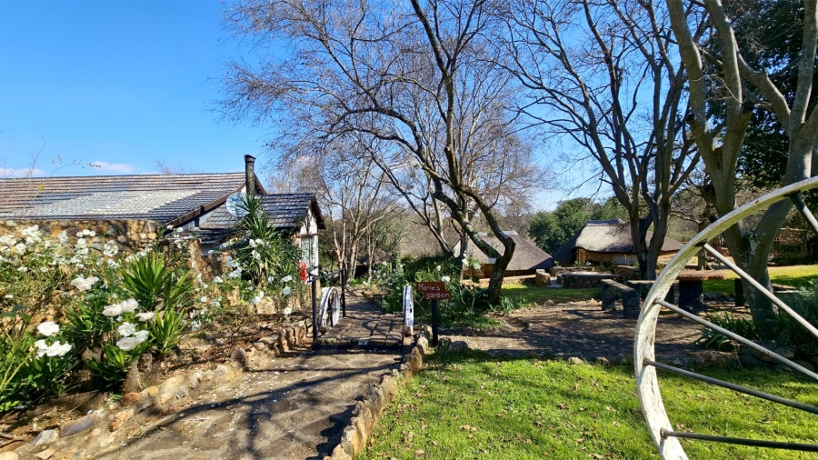  Bedroom Property for Sale in Vaaloewer Gauteng