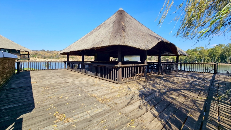  Bedroom Property for Sale in Vaaloewer Gauteng