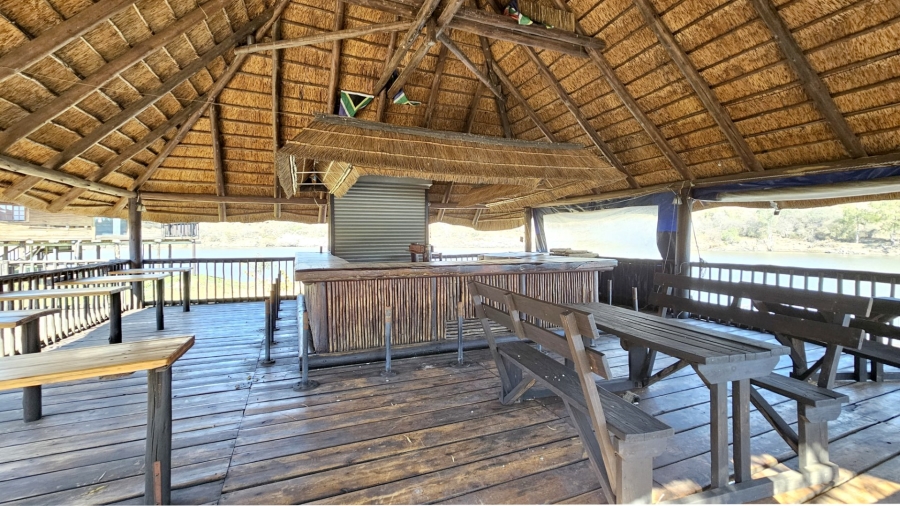  Bedroom Property for Sale in Vaaloewer Gauteng