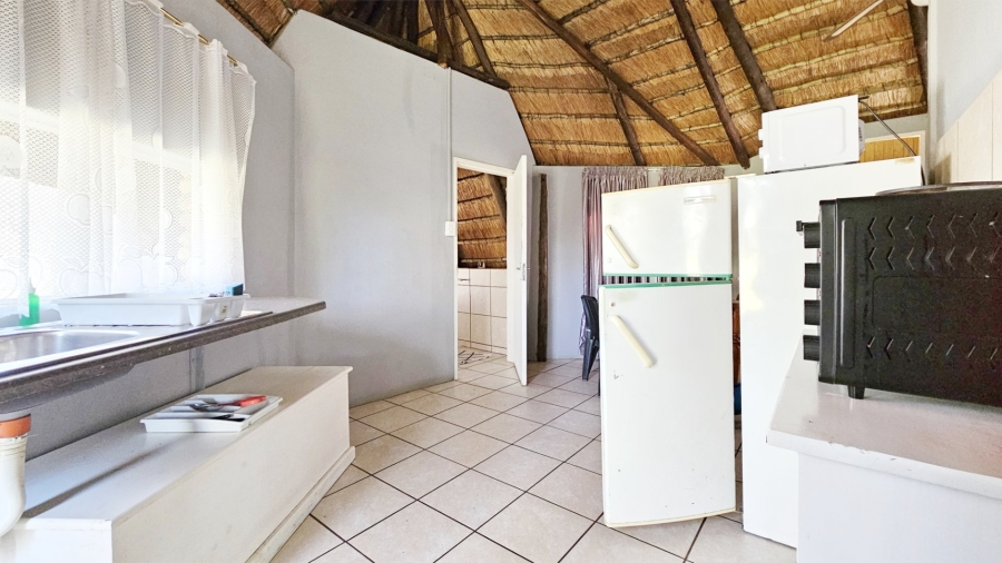  Bedroom Property for Sale in Vaaloewer Gauteng