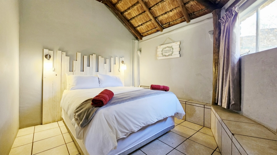  Bedroom Property for Sale in Vaaloewer Gauteng
