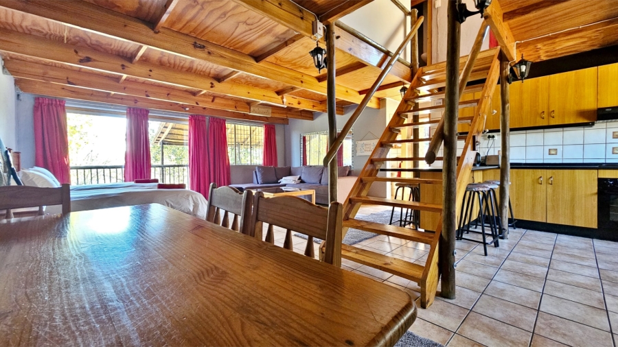  Bedroom Property for Sale in Vaaloewer Gauteng