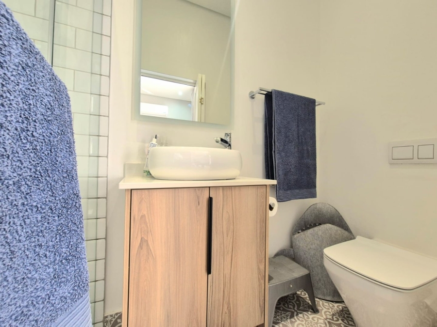 5 Bedroom Property for Sale in Midstream Heights Gauteng
