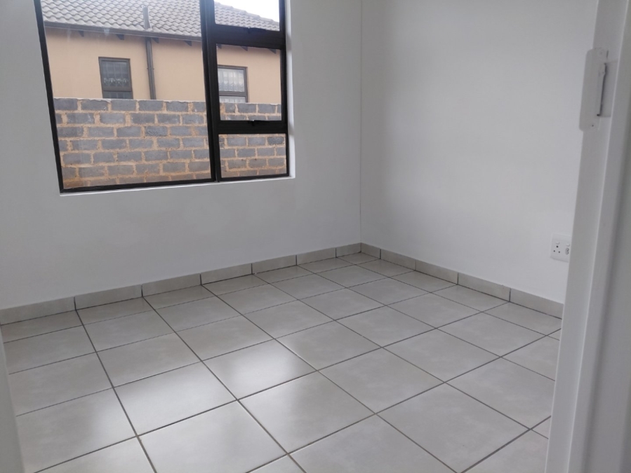 2 Bedroom Property for Sale in Windmill Park Gauteng