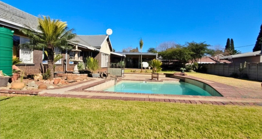 3 Bedroom Property for Sale in Parkrand Gauteng