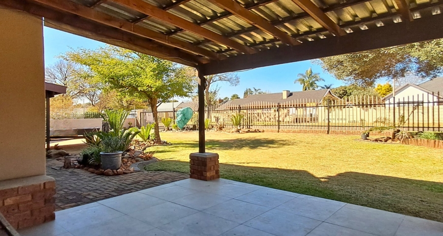 3 Bedroom Property for Sale in Parkrand Gauteng
