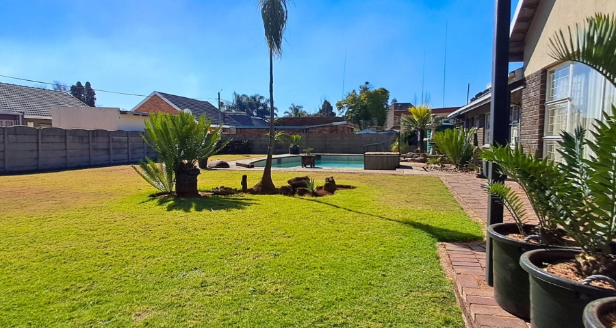 3 Bedroom Property for Sale in Parkrand Gauteng