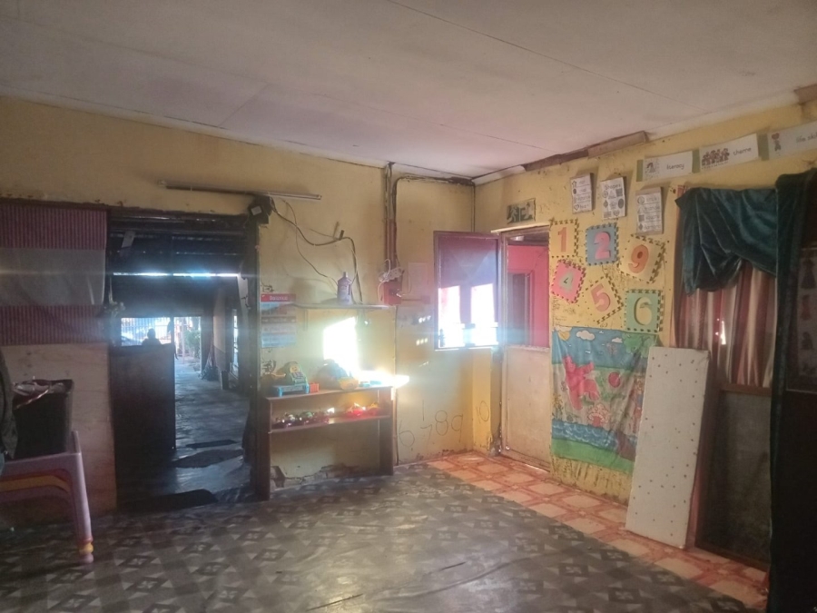 7 Bedroom Property for Sale in Danville Gauteng