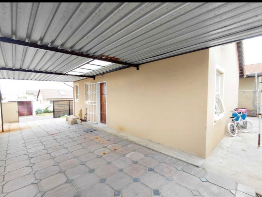 3 Bedroom Property for Sale in Witpoortjie Gauteng