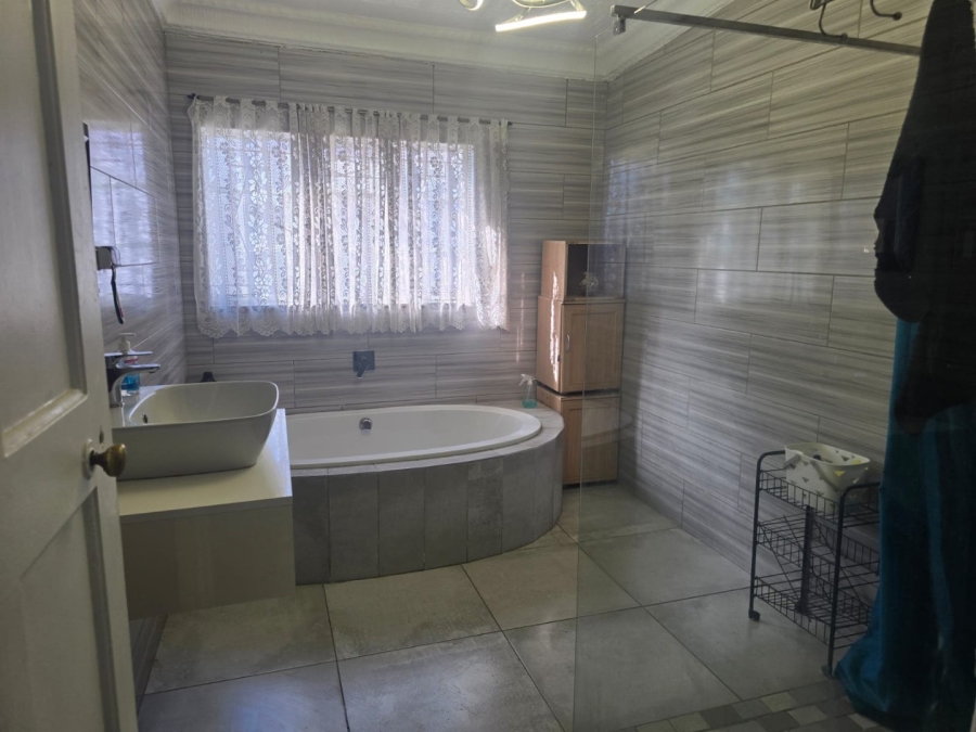3 Bedroom Property for Sale in Plantation Gauteng