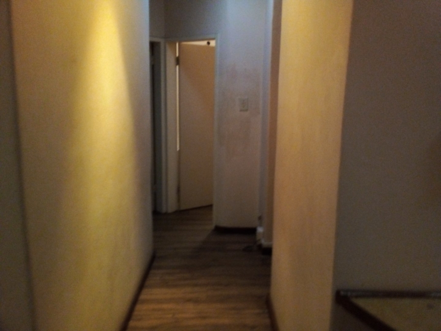 To Let 2 Bedroom Property for Rent in Eldoraigne Gauteng