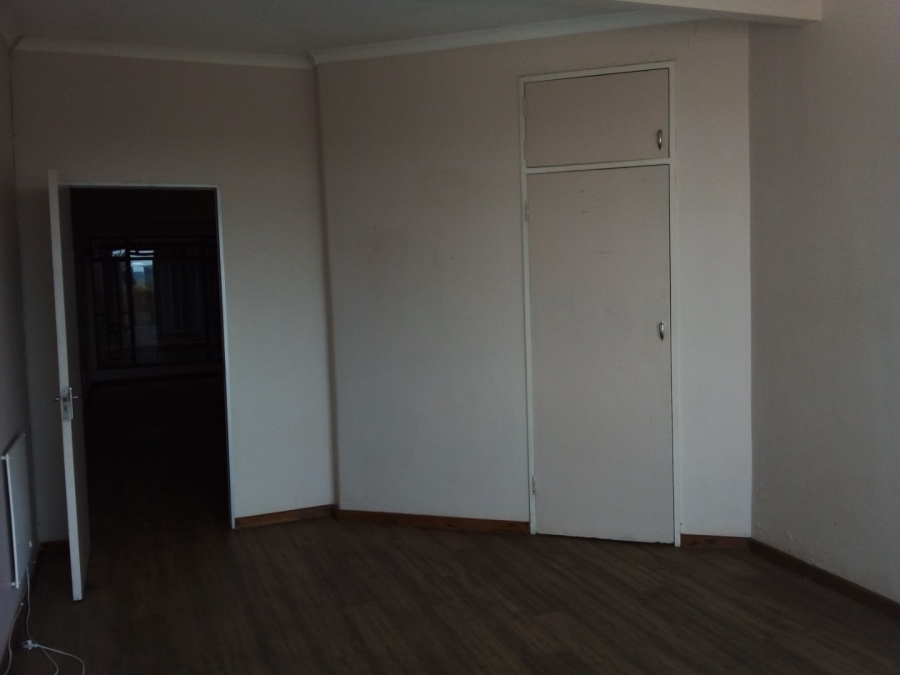 To Let 2 Bedroom Property for Rent in Eldoraigne Gauteng