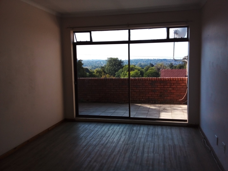 To Let 2 Bedroom Property for Rent in Eldoraigne Gauteng