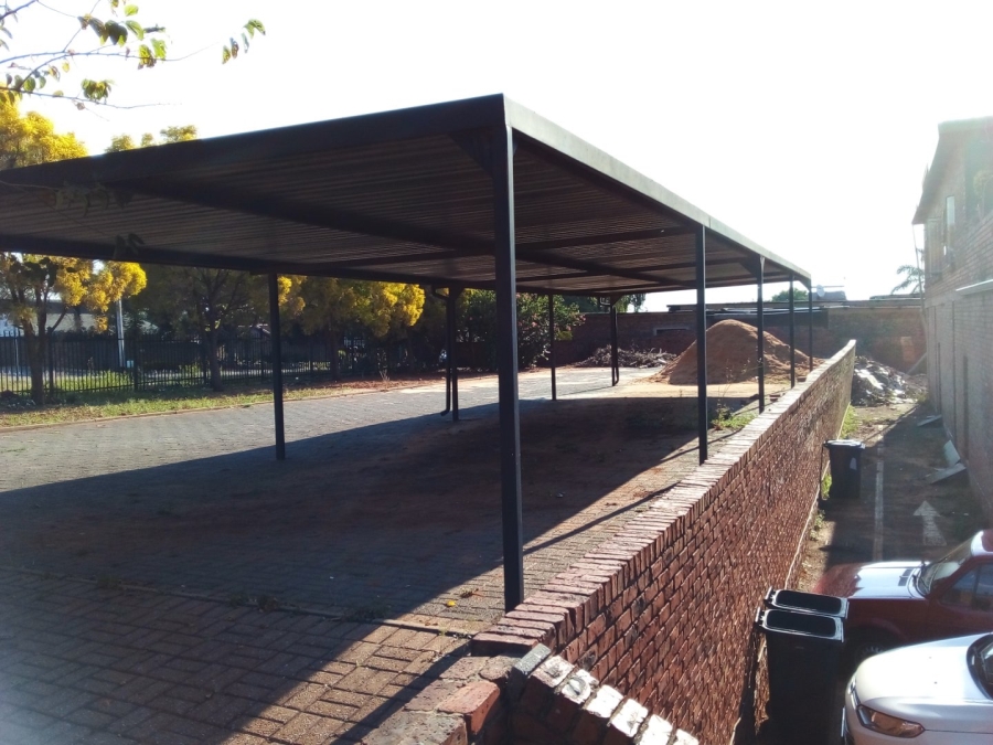 To Let 2 Bedroom Property for Rent in Eldoraigne Gauteng