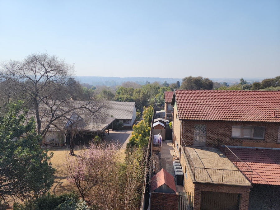 3 Bedroom Property for Sale in Eldoraigne Gauteng
