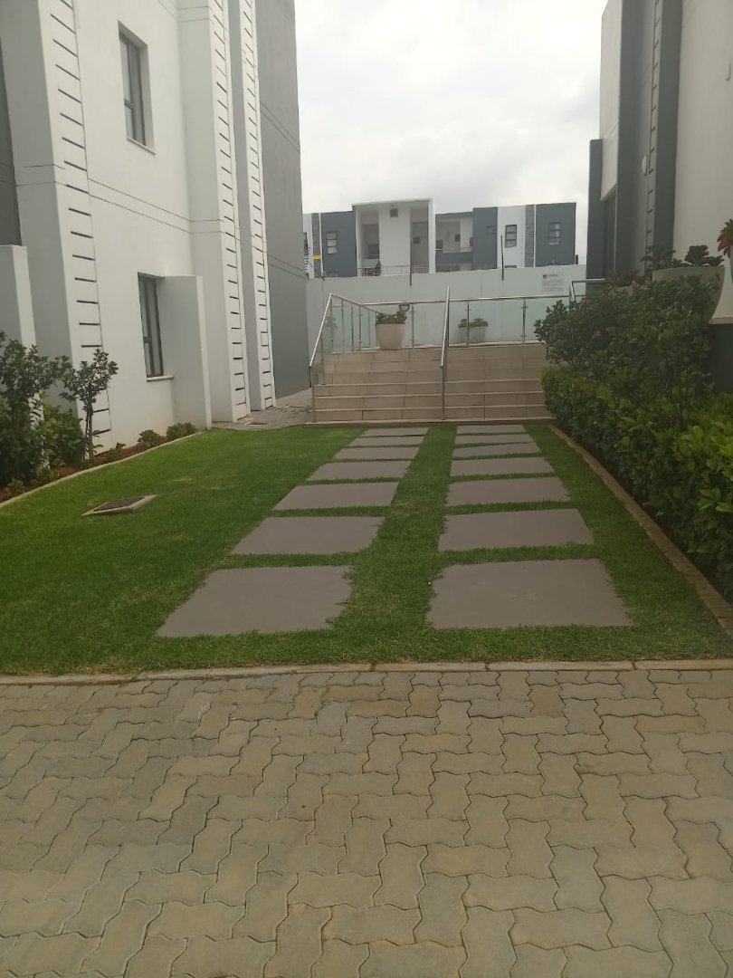 2 Bedroom Property for Sale in Carlswald Gauteng
