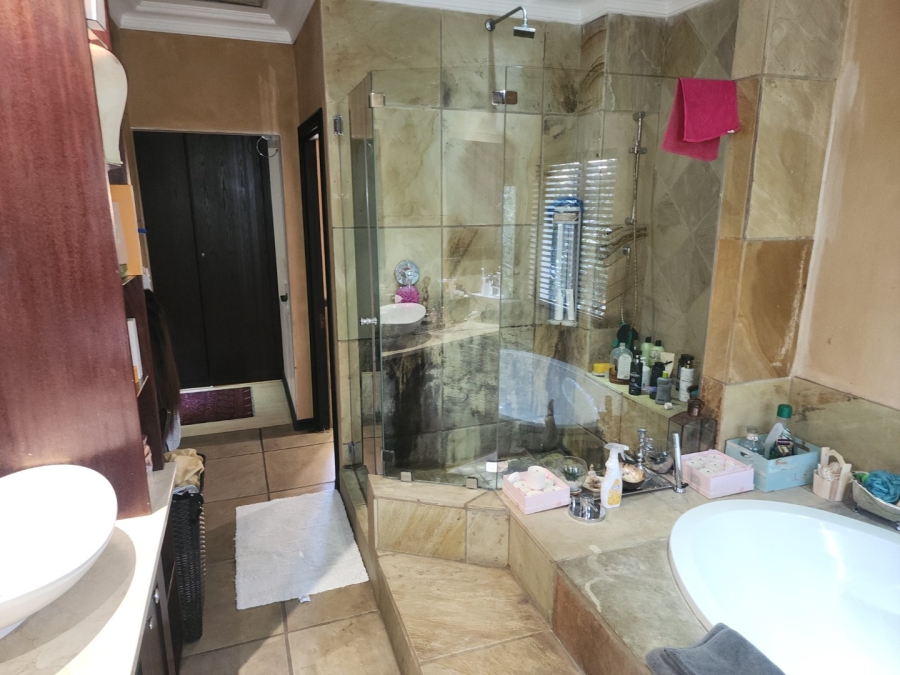 4 Bedroom Property for Sale in Bryanston Gauteng
