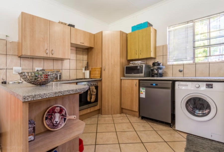 2 Bedroom Property for Sale in Equestria Gauteng