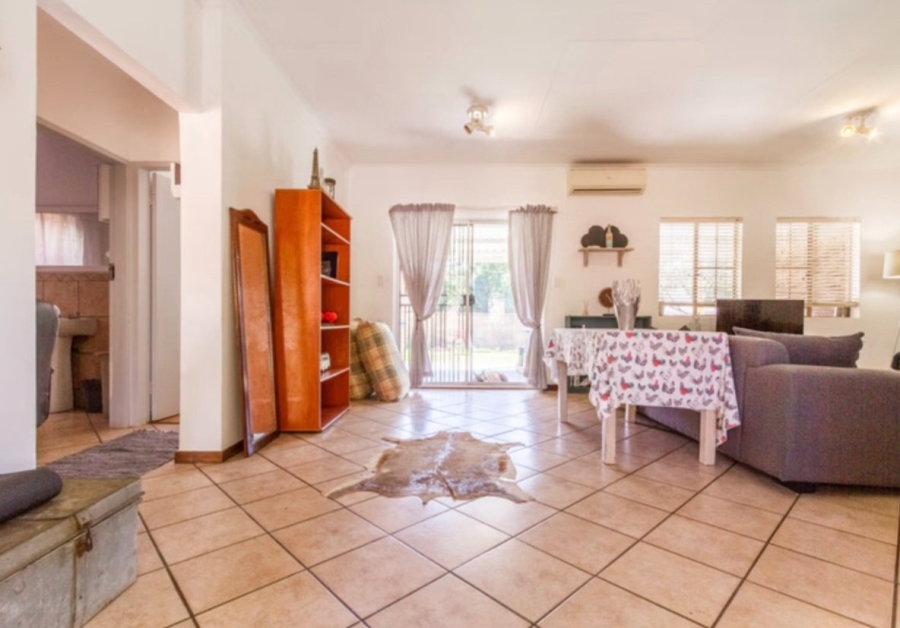 2 Bedroom Property for Sale in Equestria Gauteng