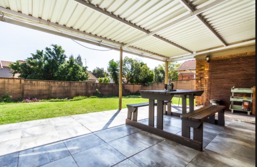 2 Bedroom Property for Sale in Equestria Gauteng