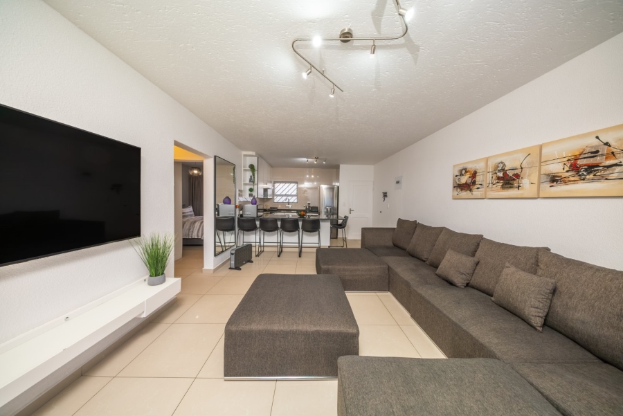  Bedroom Property for Sale in Wannenburghoogte Gauteng